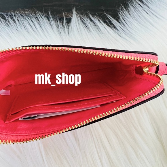 COACH Mini Vintage Rose Print Corner Zip Wristlet - Picture 9 of 15